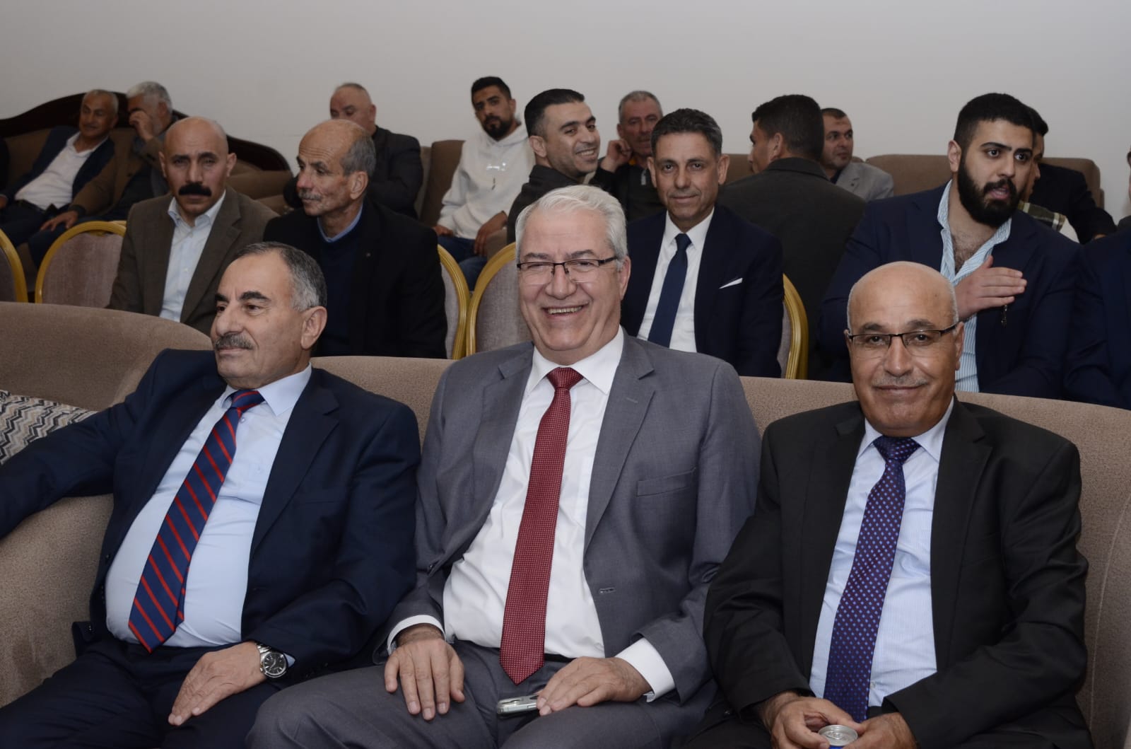 Madar Al-Saa Images 0.9940440333578224