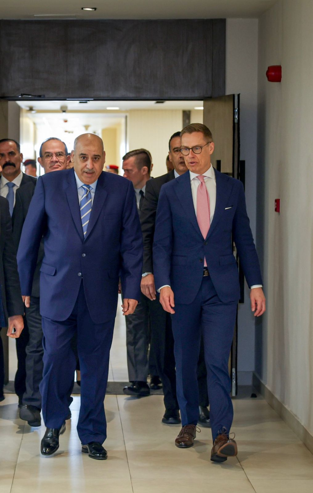 Madar Al-Saa Images 0.8701003530225242