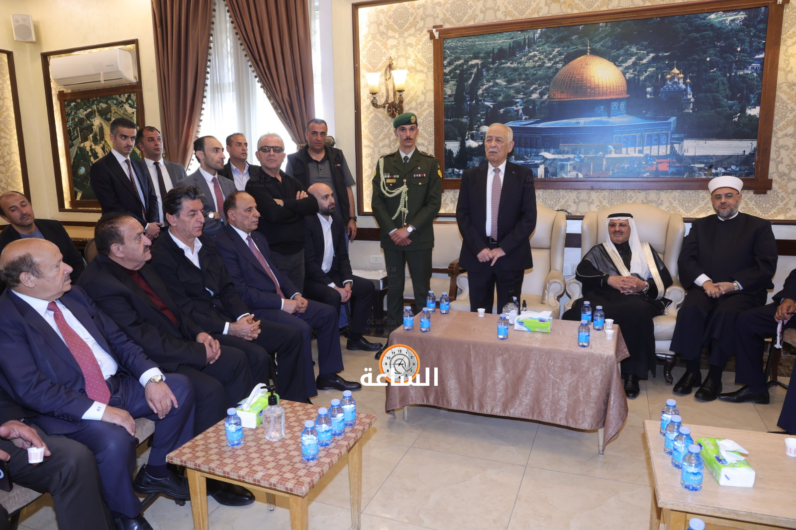 Madar Al-Saa Images 0.7648399489286767