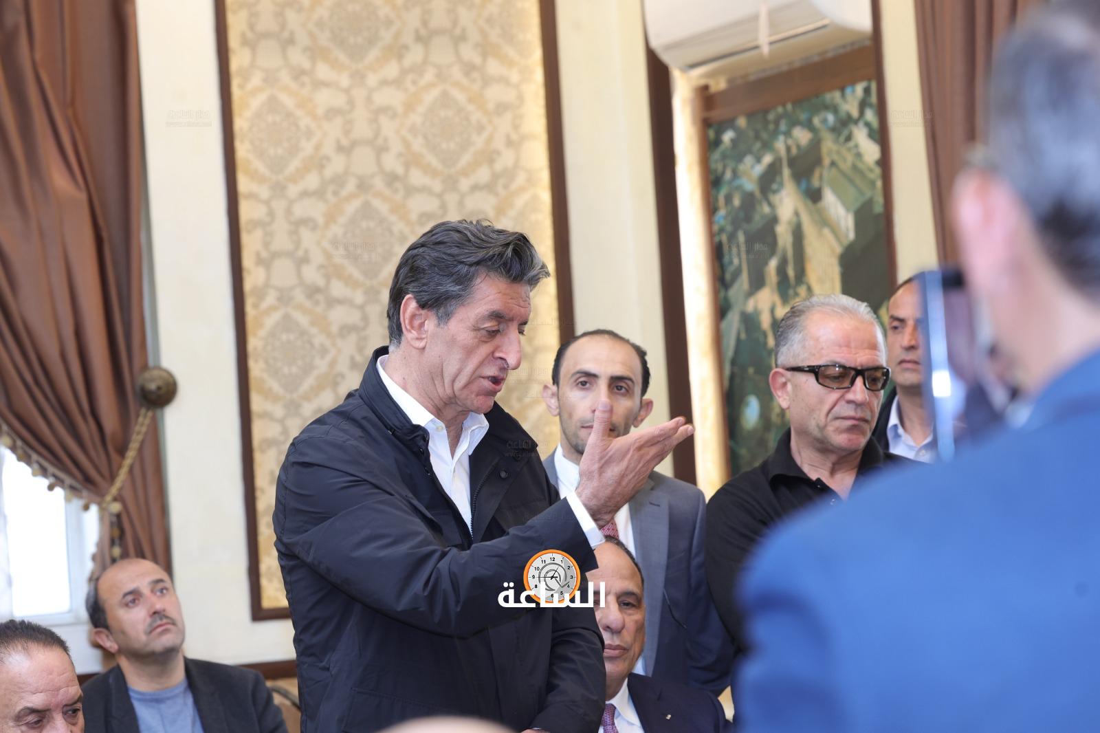 Madar Al-Saa Images 0.7566436161471801