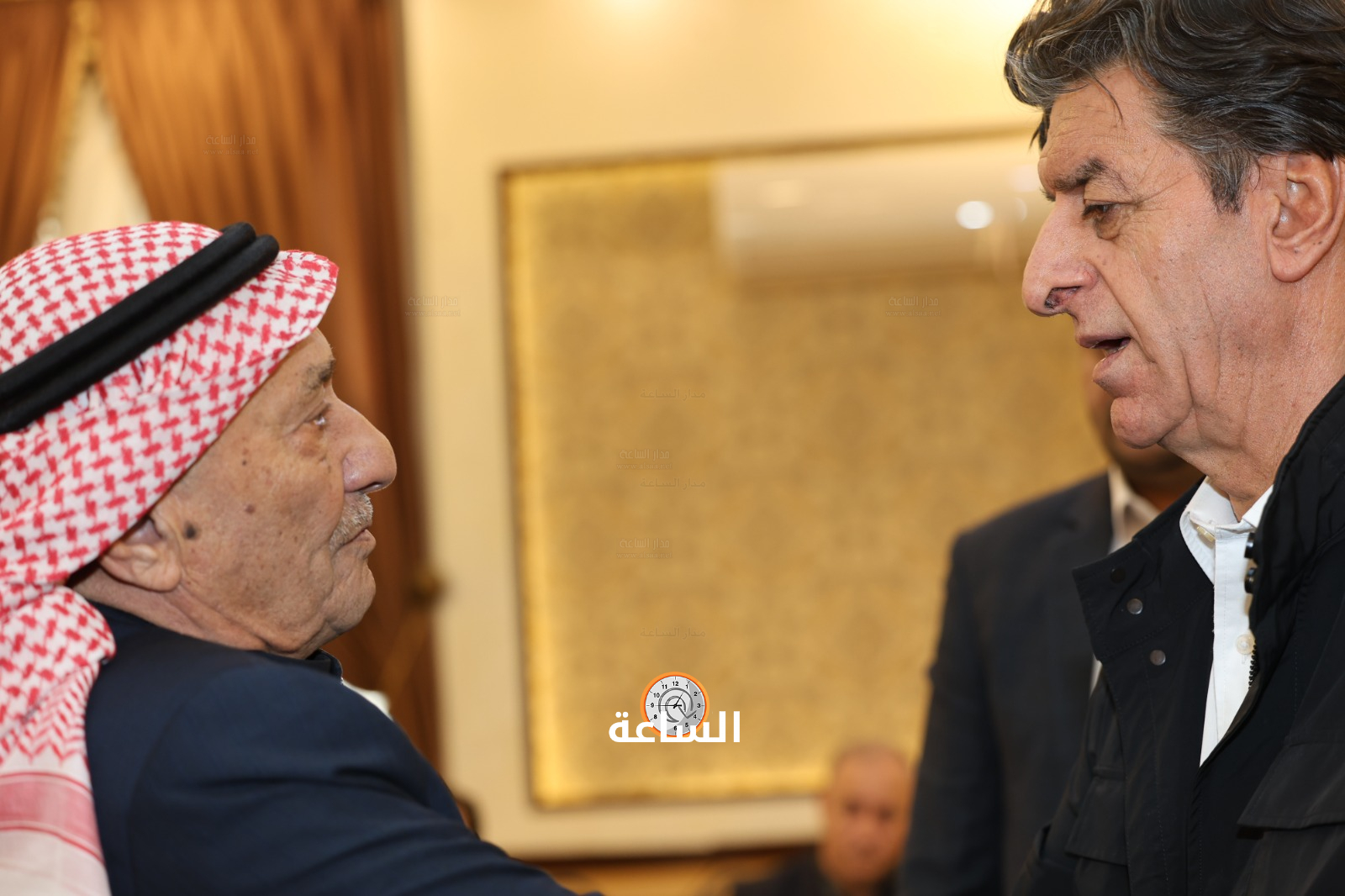 Madar Al-Saa Images 0.700091420883975