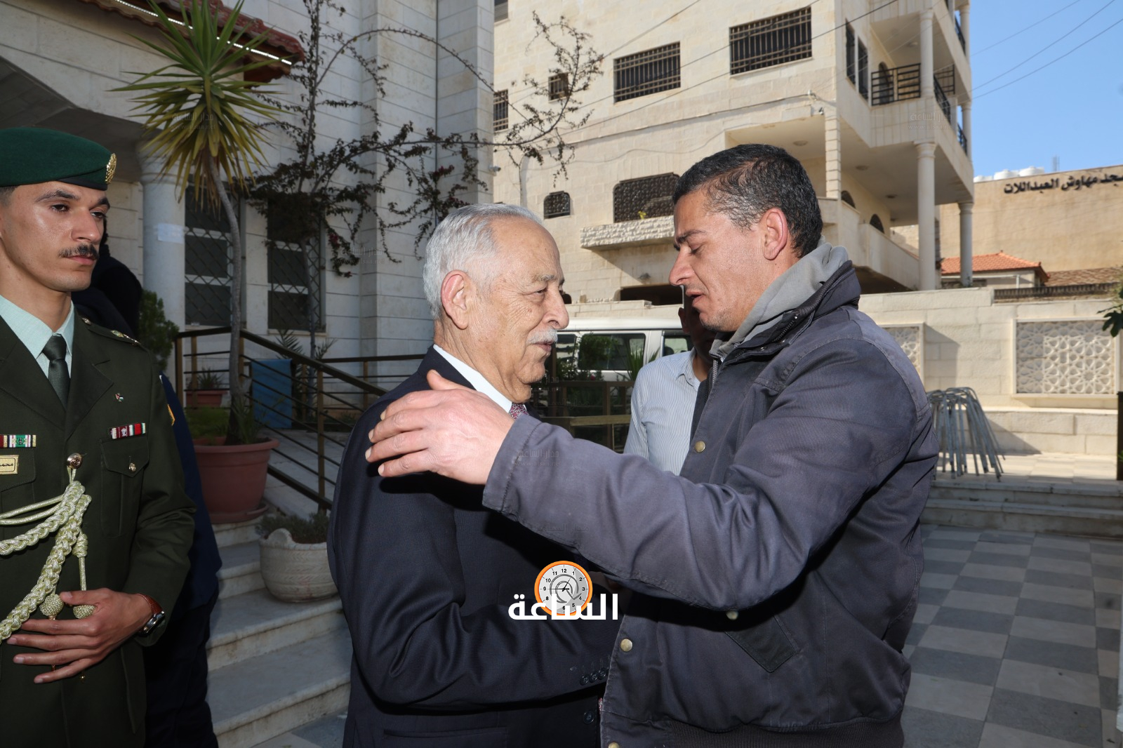 Madar Al-Saa Images 0.4113792425873771