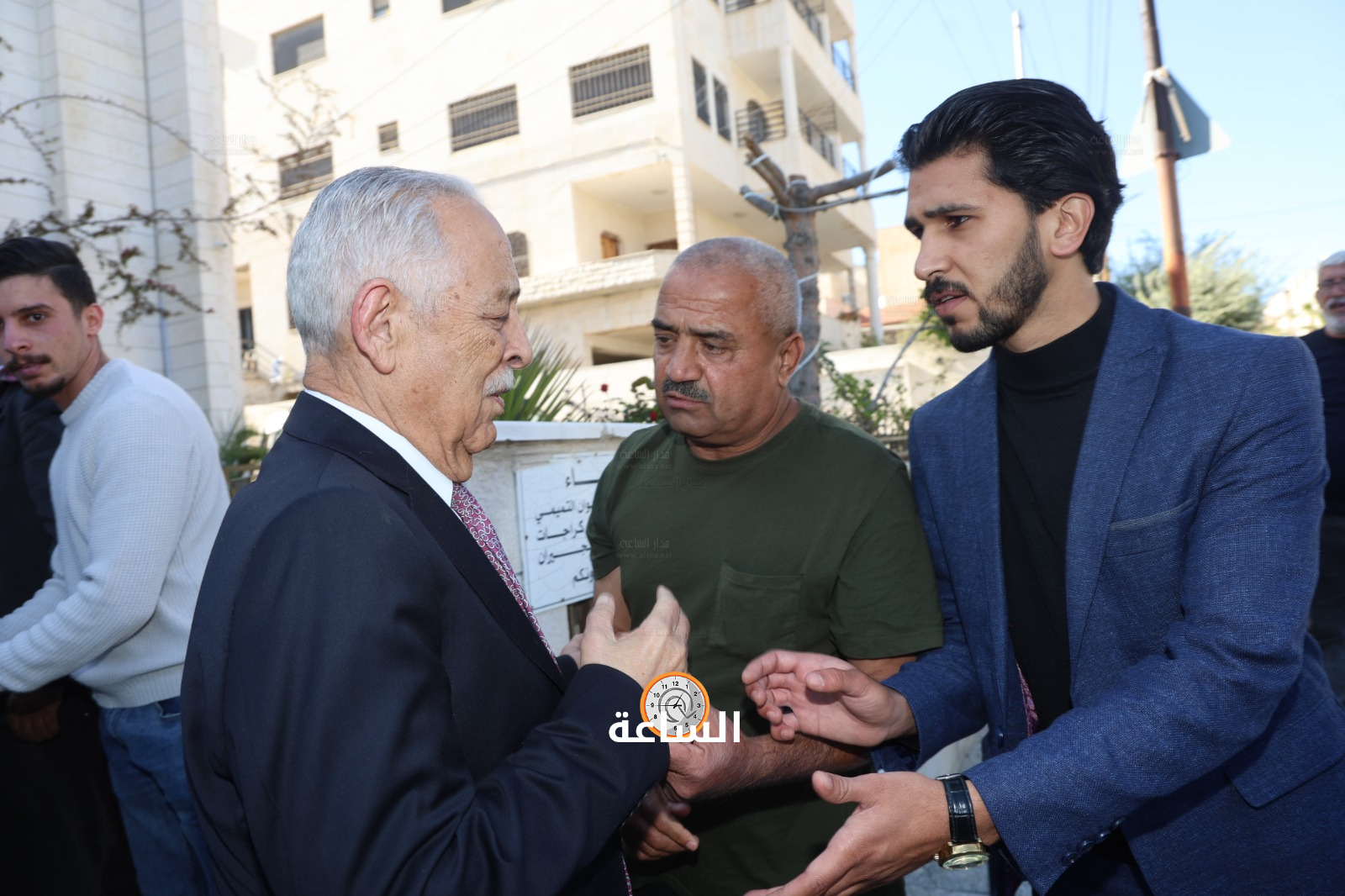 Madar Al-Saa Images 0.8815102462167448