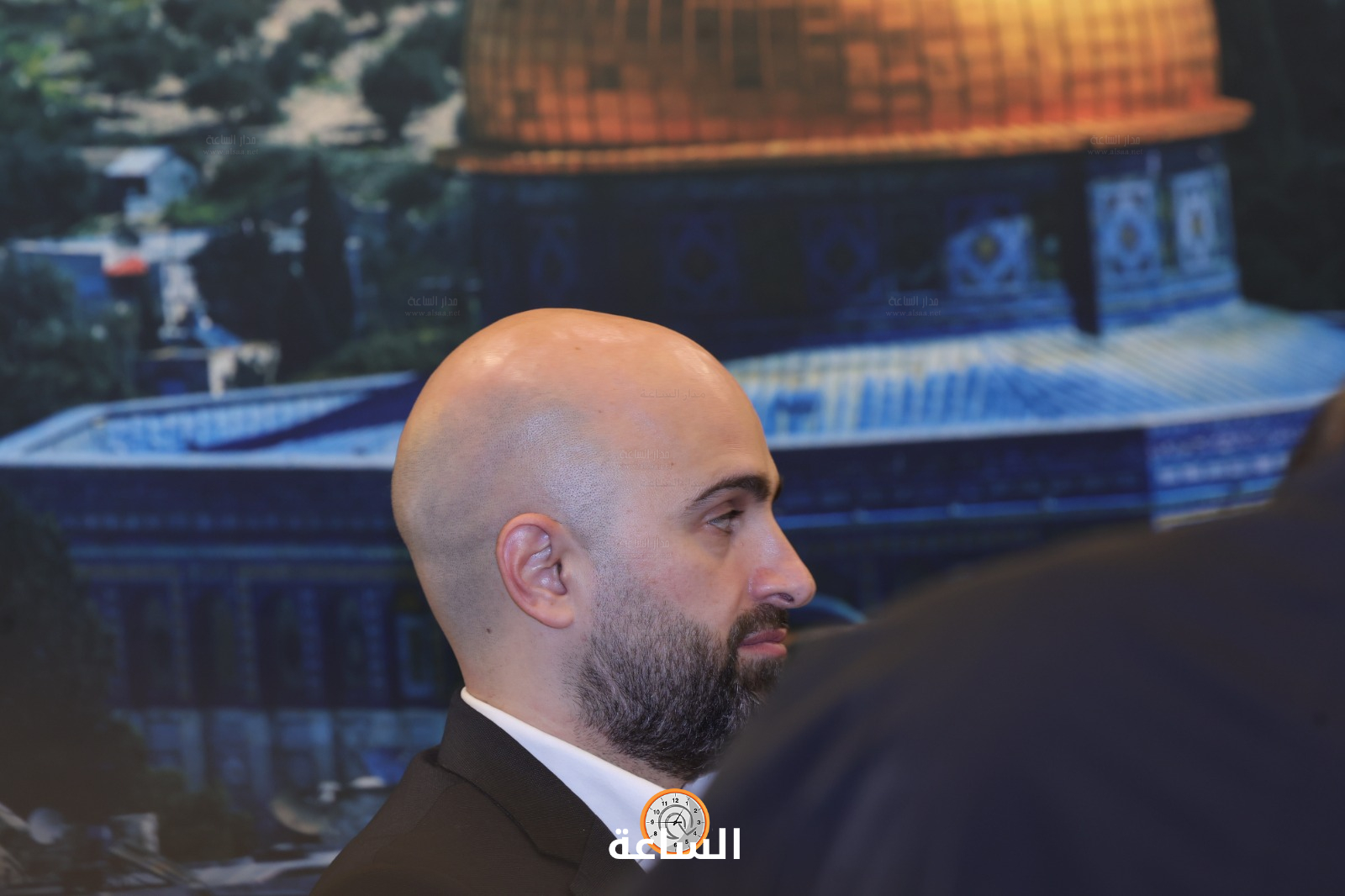 Madar Al-Saa Images 0.4361688196442598