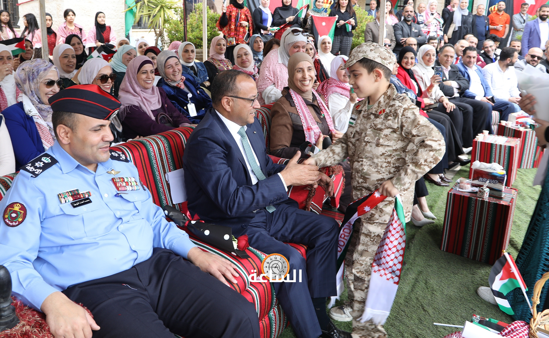 Madar Al-Saa Images 0.9711835674617658