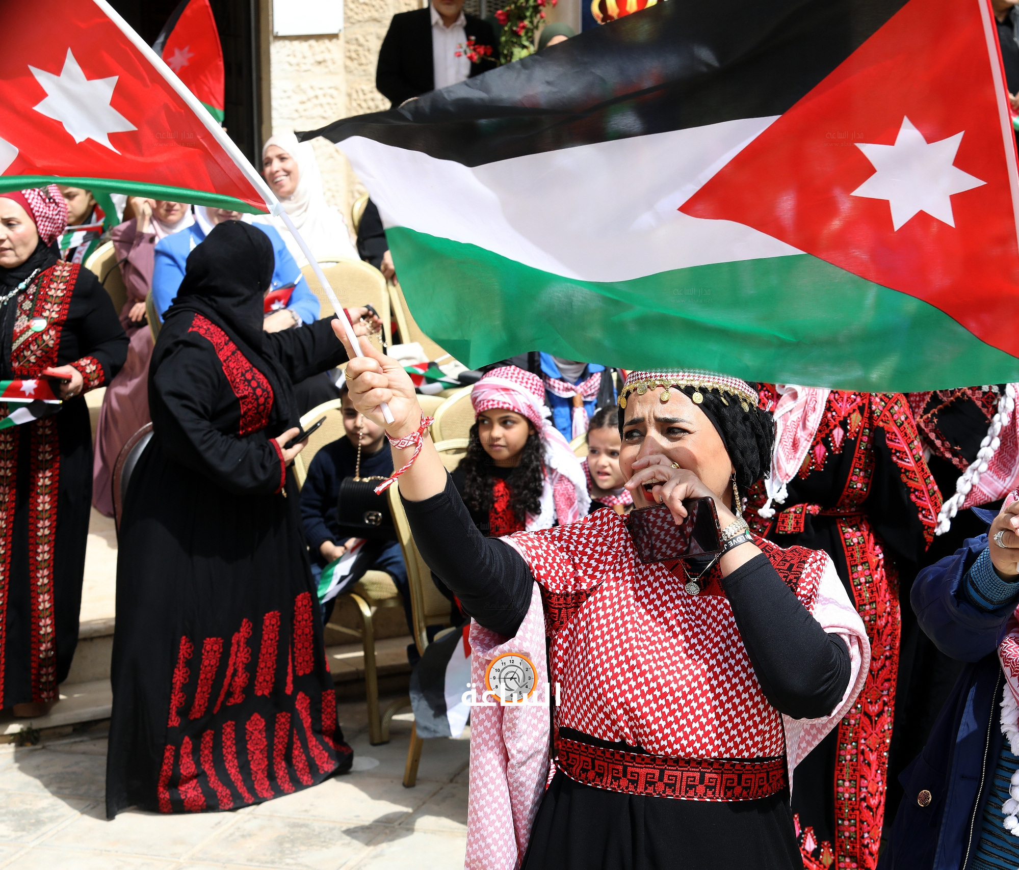 Madar Al-Saa Images 0.17369168277284908