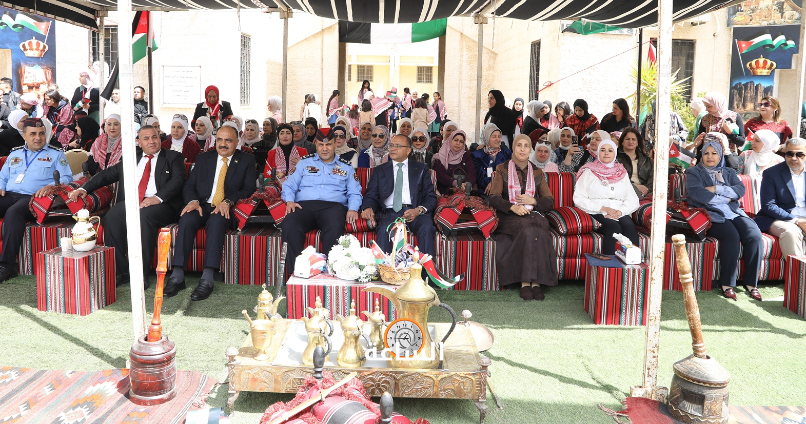 Madar Al-Saa Images 0.8943216946873215