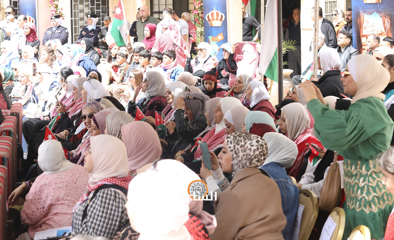 Madar Al-Saa Images 0.03536891521925534