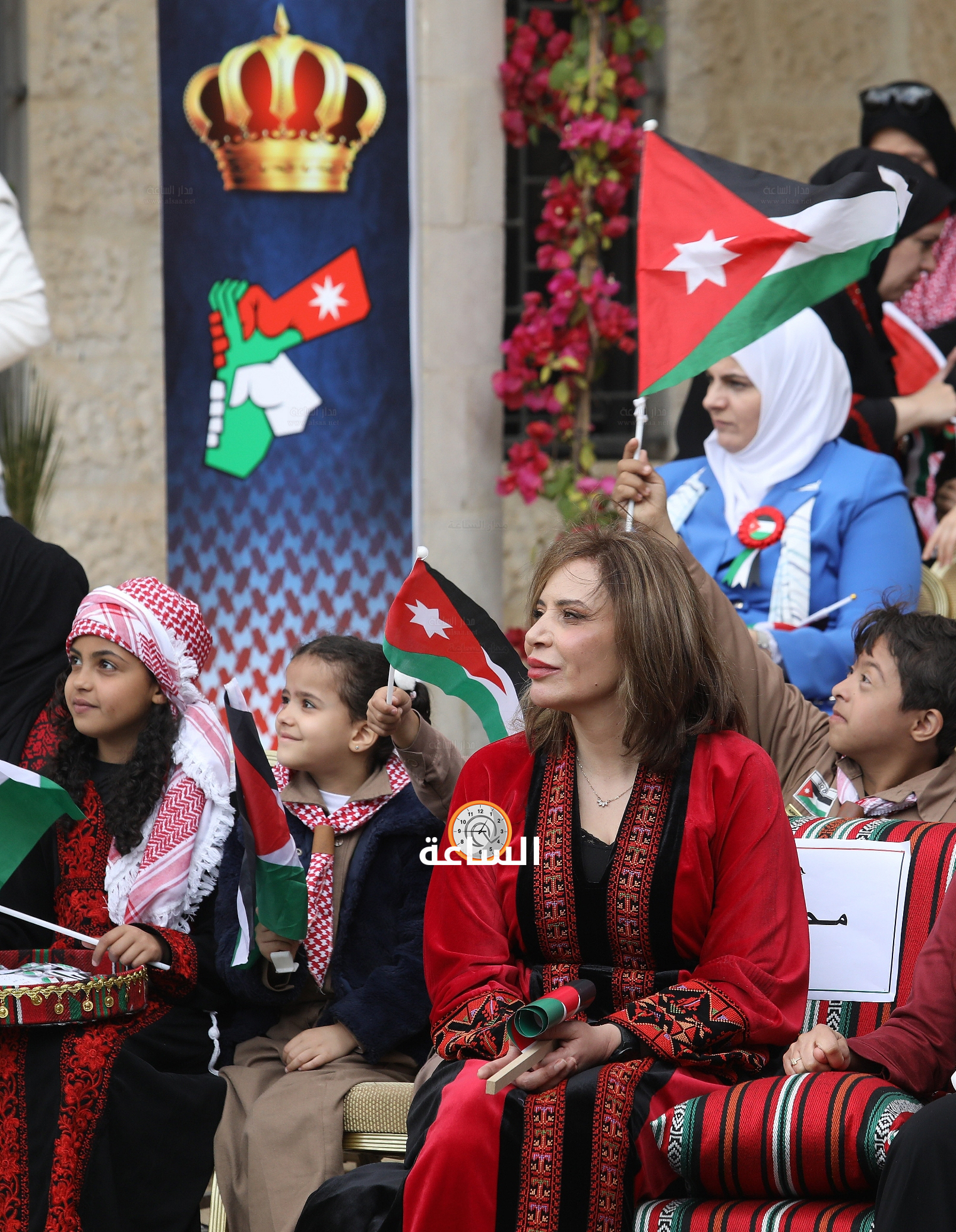 Madar Al-Saa Images 0.1643016278636078