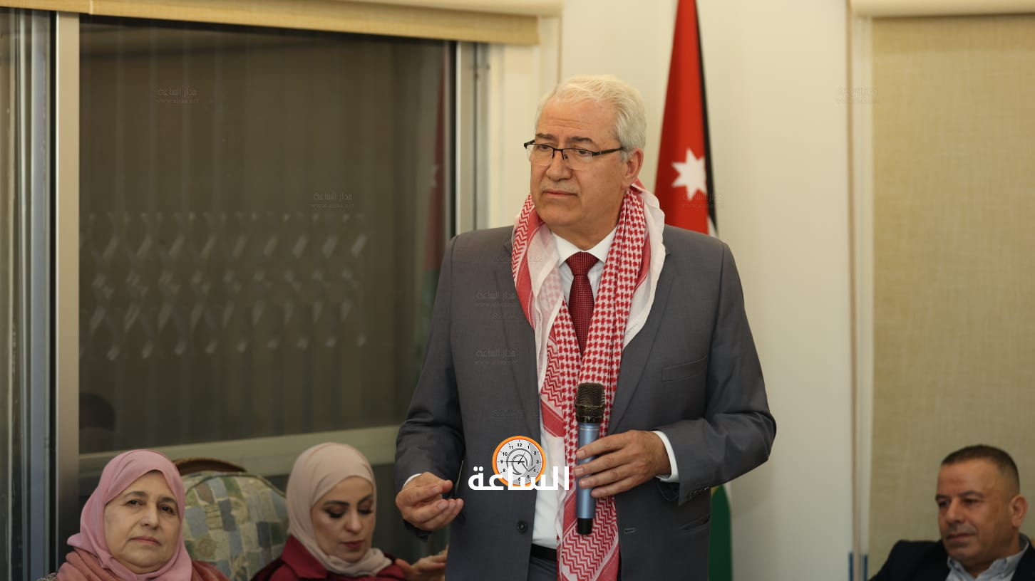 Madar Al-Saa Images 0.5821533886948235