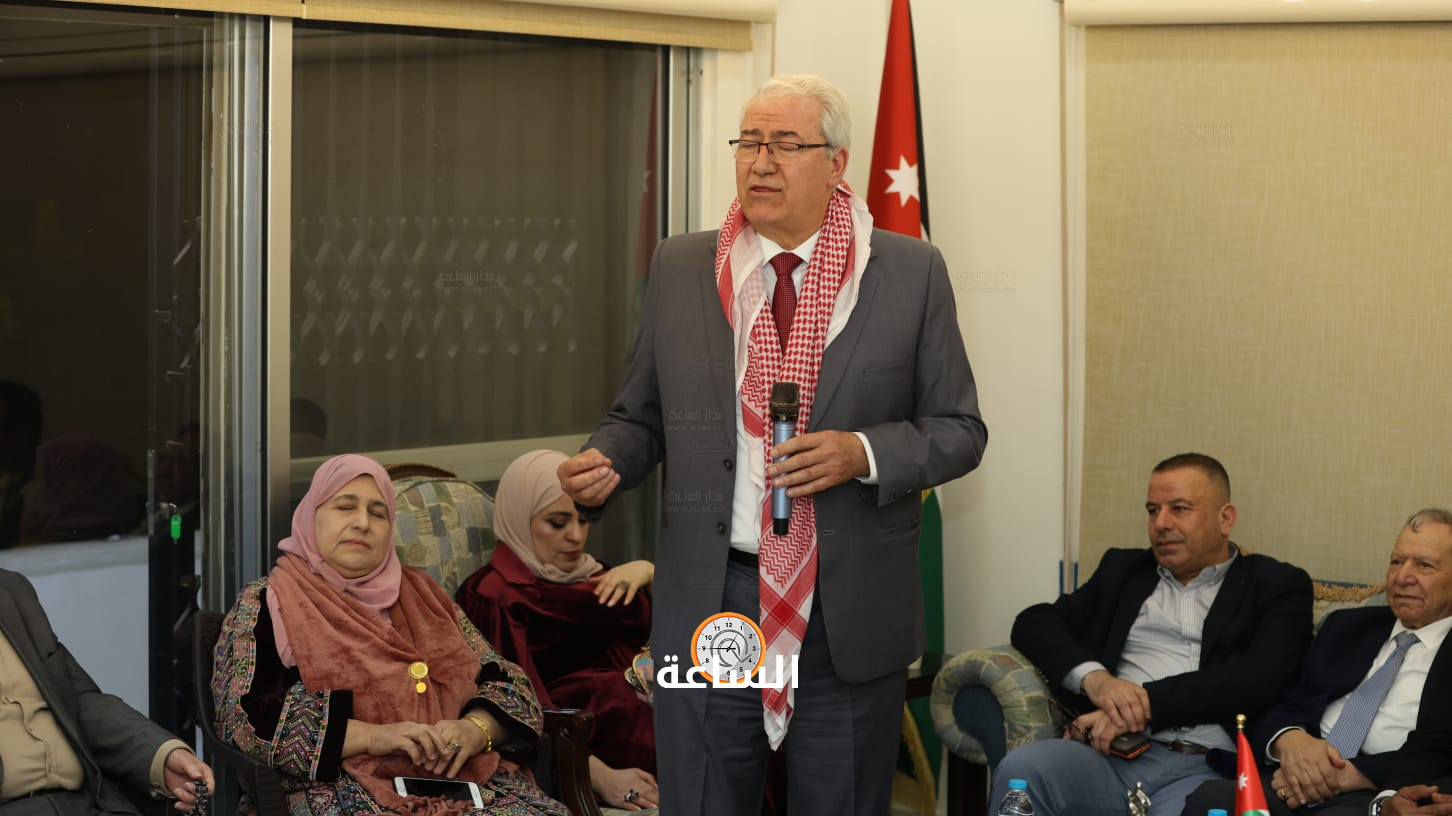 Madar Al-Saa Images 0.4011650671172615