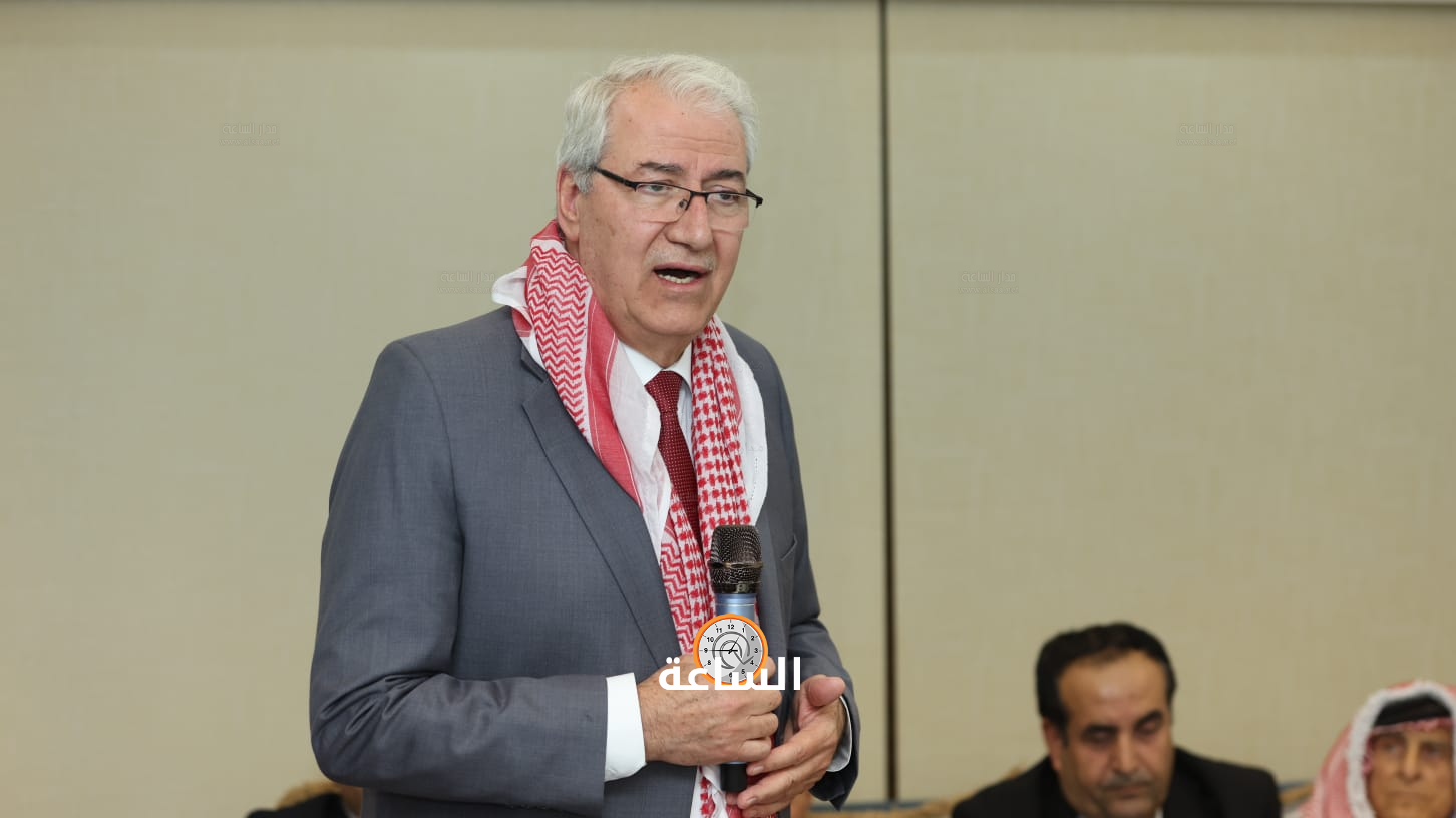 Madar Al-Saa Images 0.24197058271305483