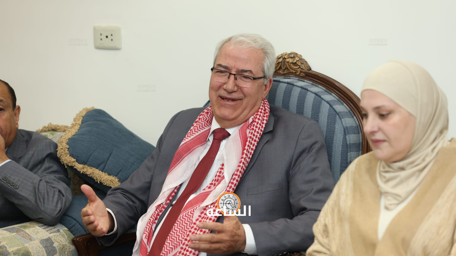 Madar Al-Saa Images 0.8870709894192997