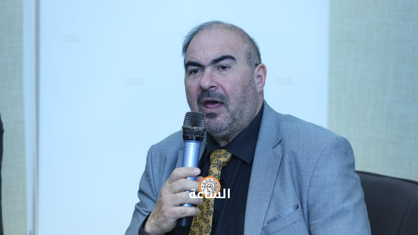 Madar Al-Saa Images 0.135768178709175