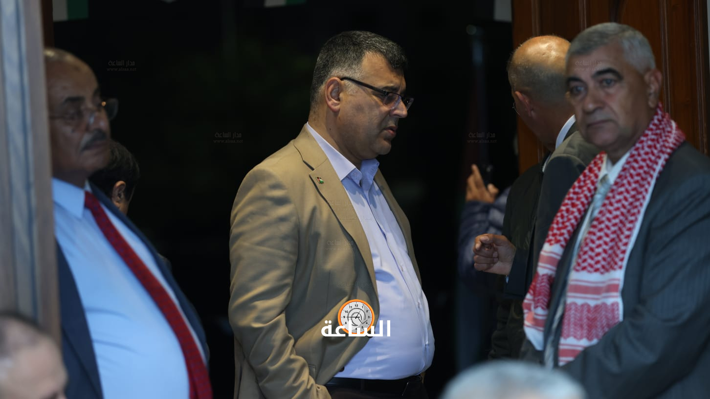 Madar Al-Saa Images 0.19224385491918194