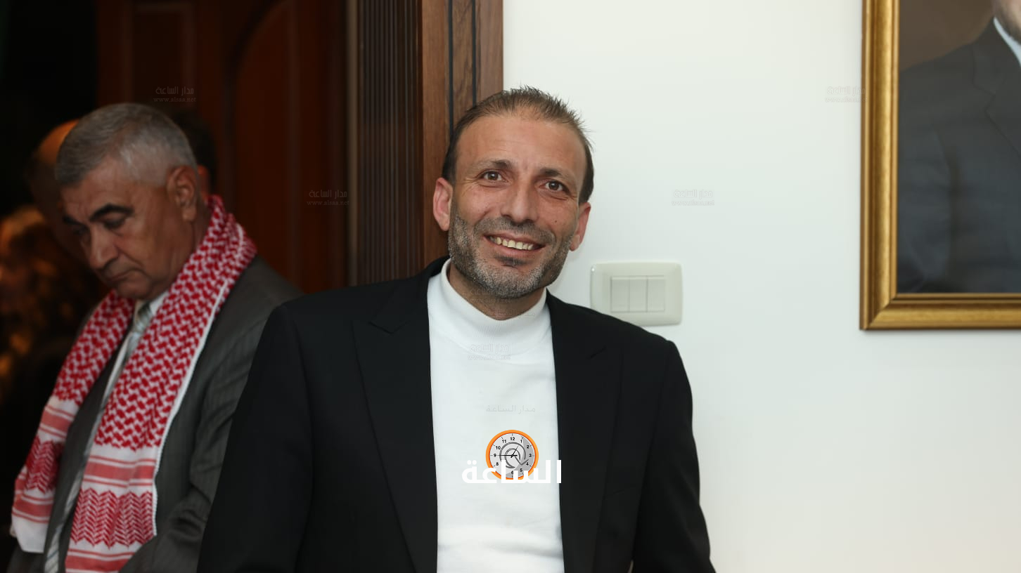 Madar Al-Saa Images 0.028636658884495736