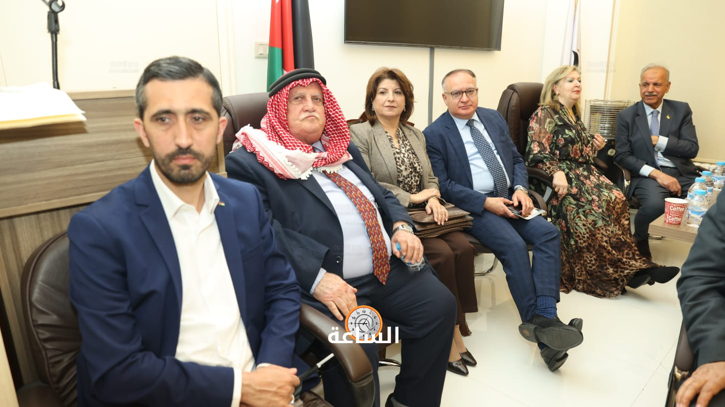 Madar Al-Saa Images 0.43562249883050486