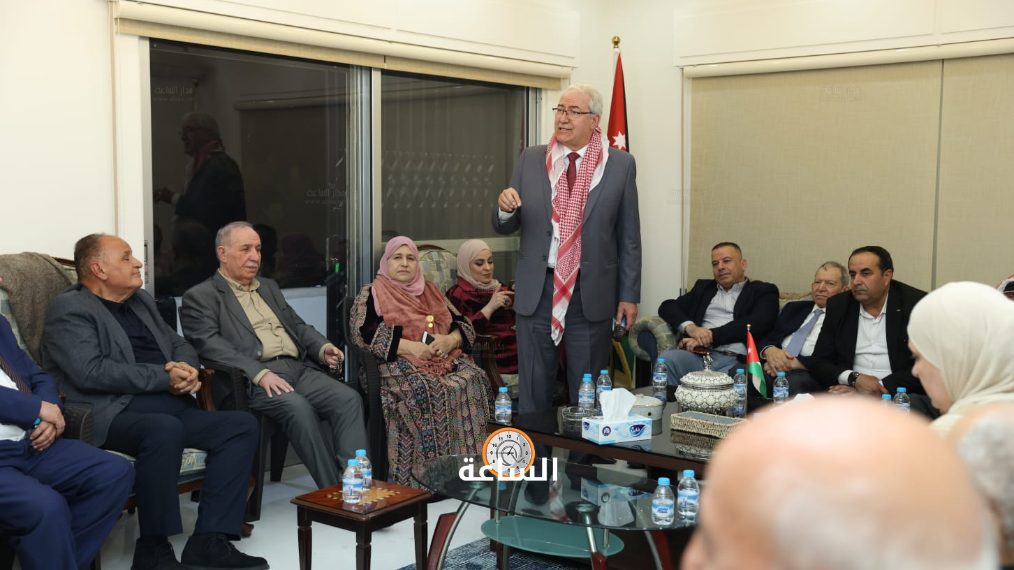 Madar Al-Saa Images 0.30220522312835074