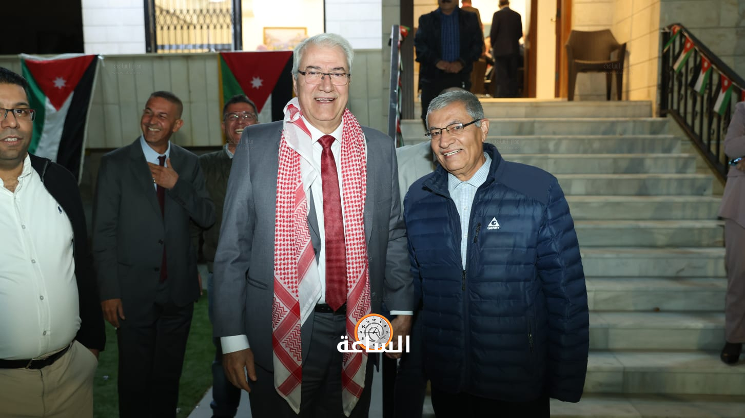 Madar Al-Saa Images 0.8995035083600904