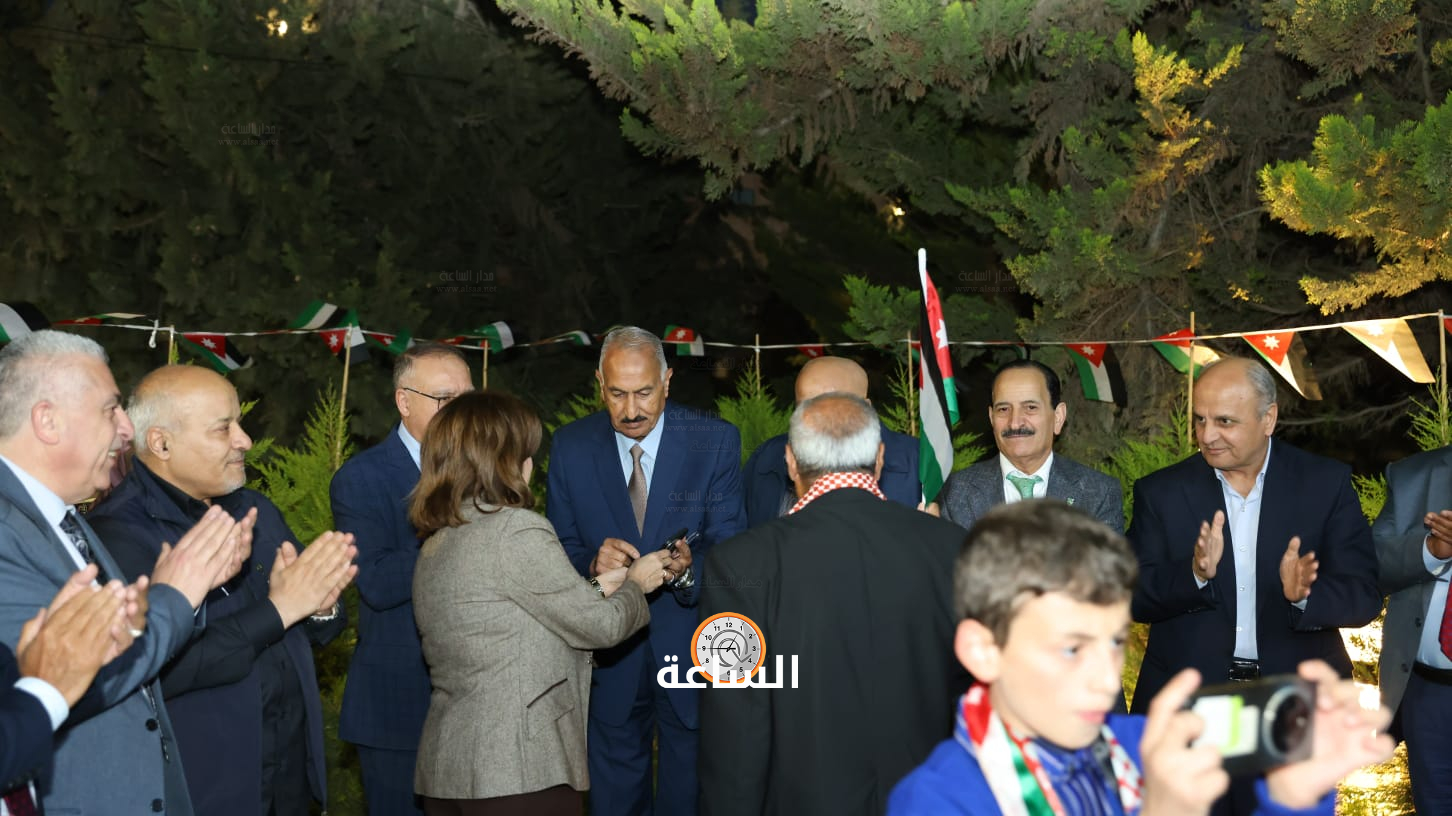 Madar Al-Saa Images 0.21279267005516123