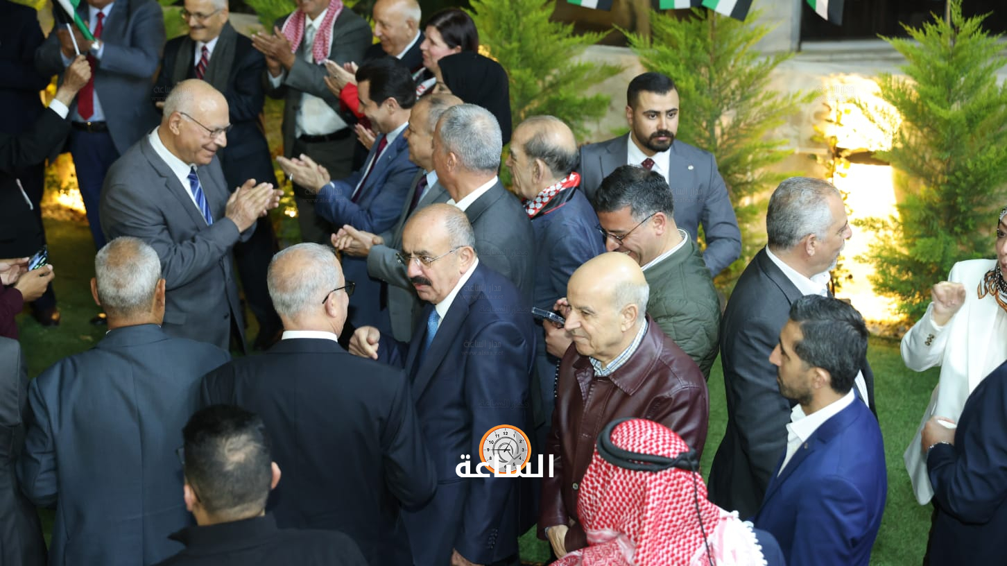 Madar Al-Saa Images 0.44585939657626494