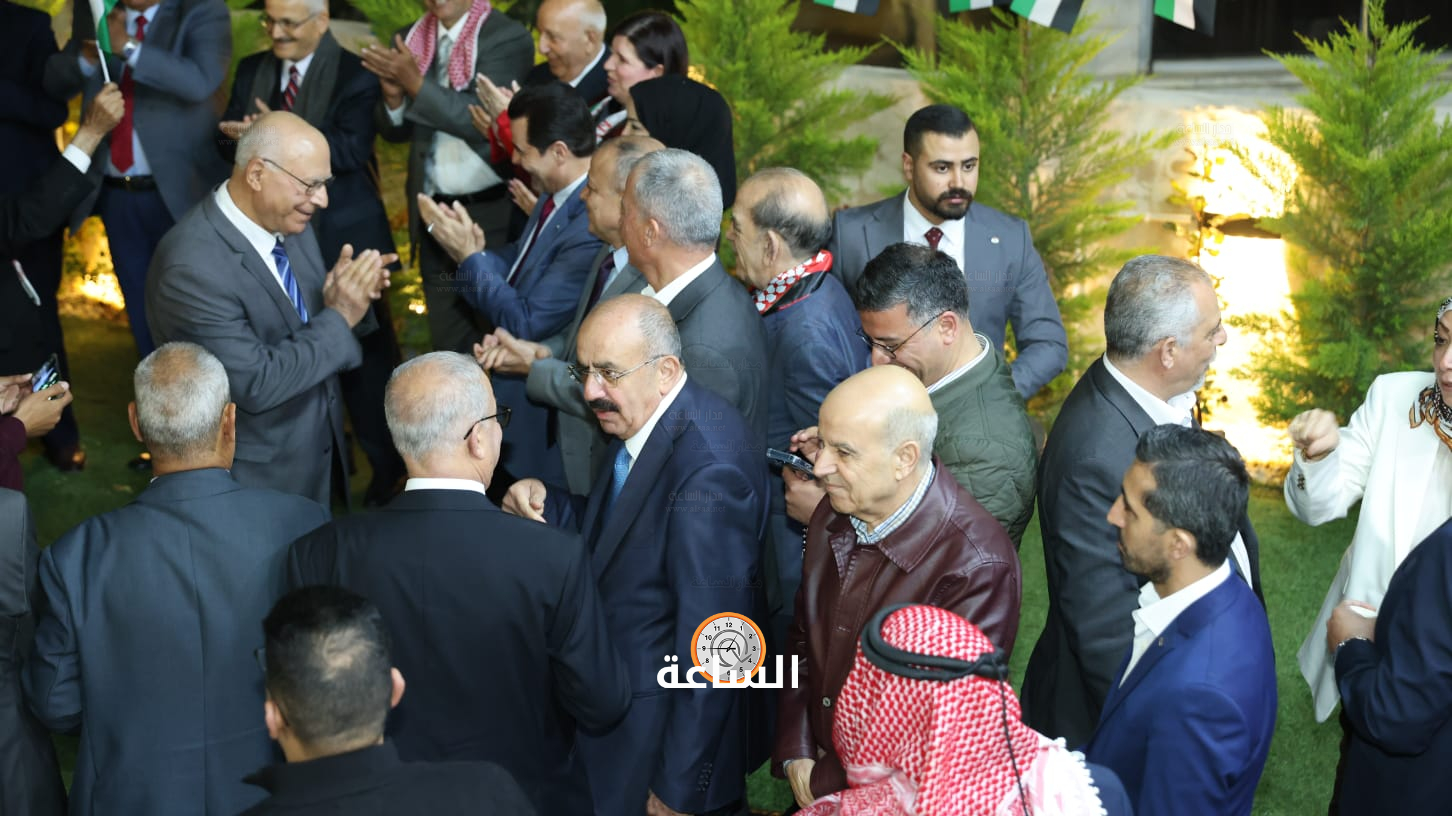 Madar Al-Saa Images 0.5532915489975823