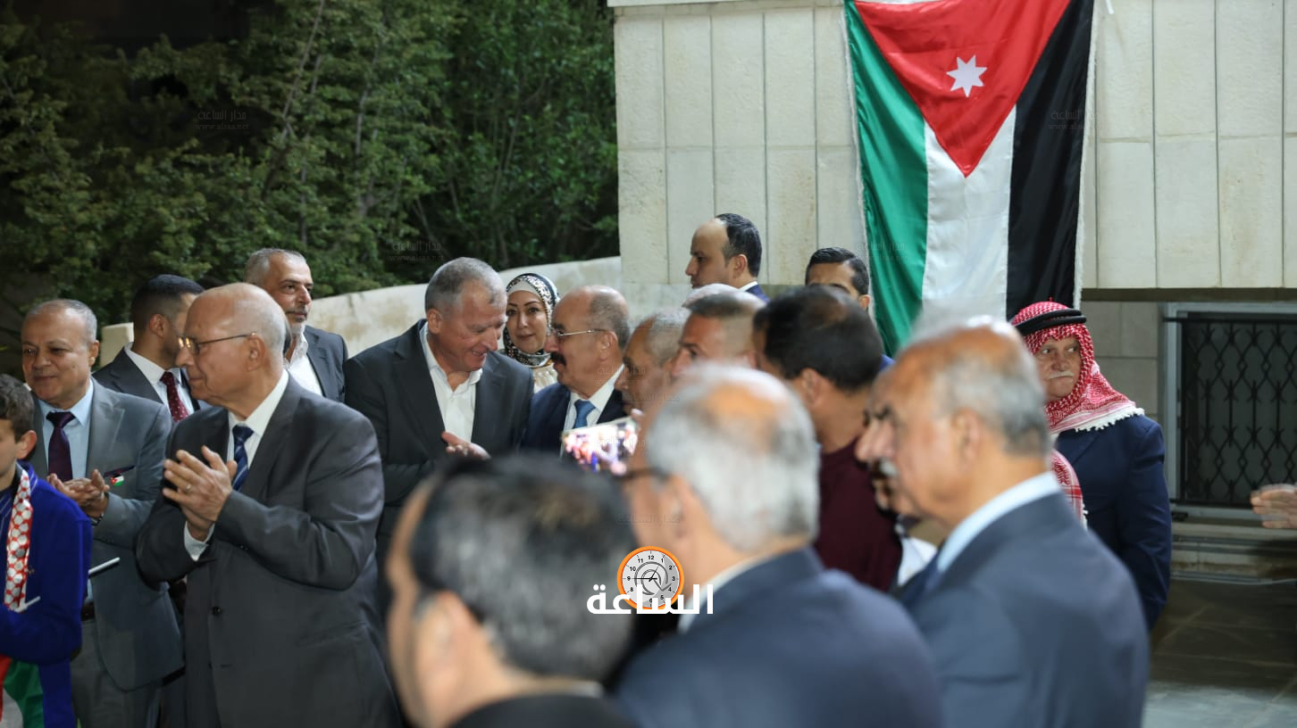 Madar Al-Saa Images 0.480507328883111