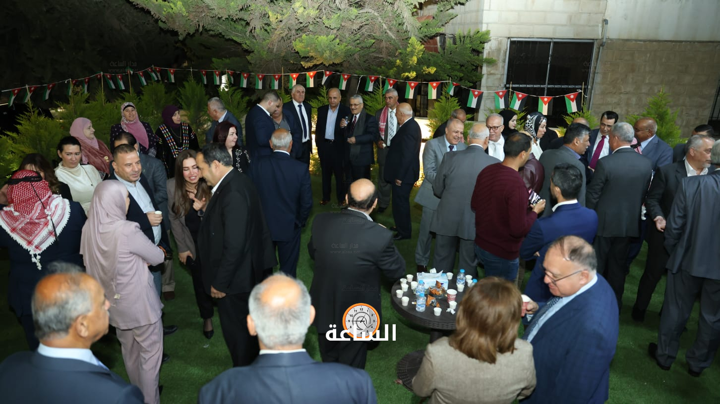 Madar Al-Saa Images 0.7393065094753288