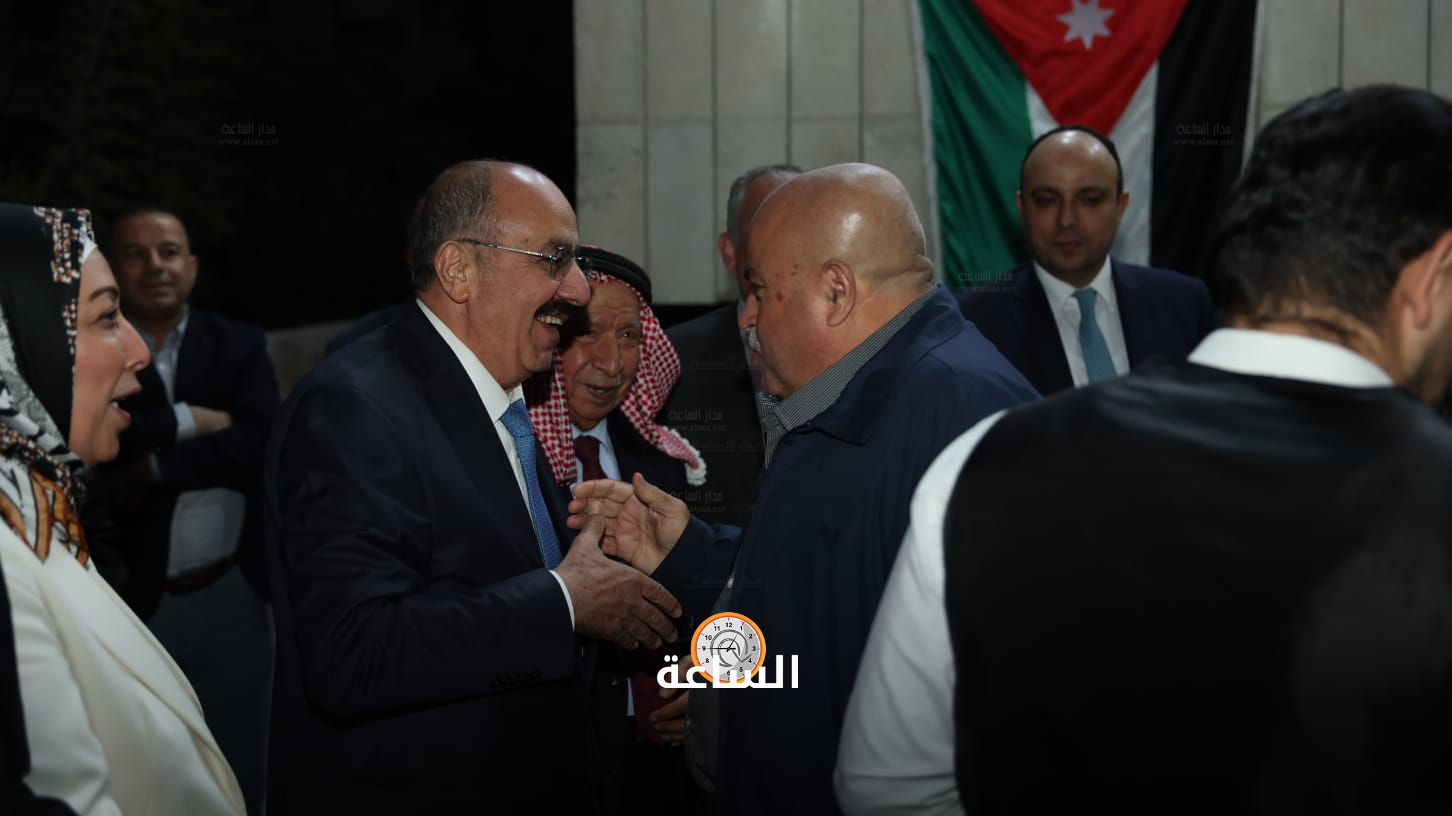 Madar Al-Saa Images 0.5352471896677176