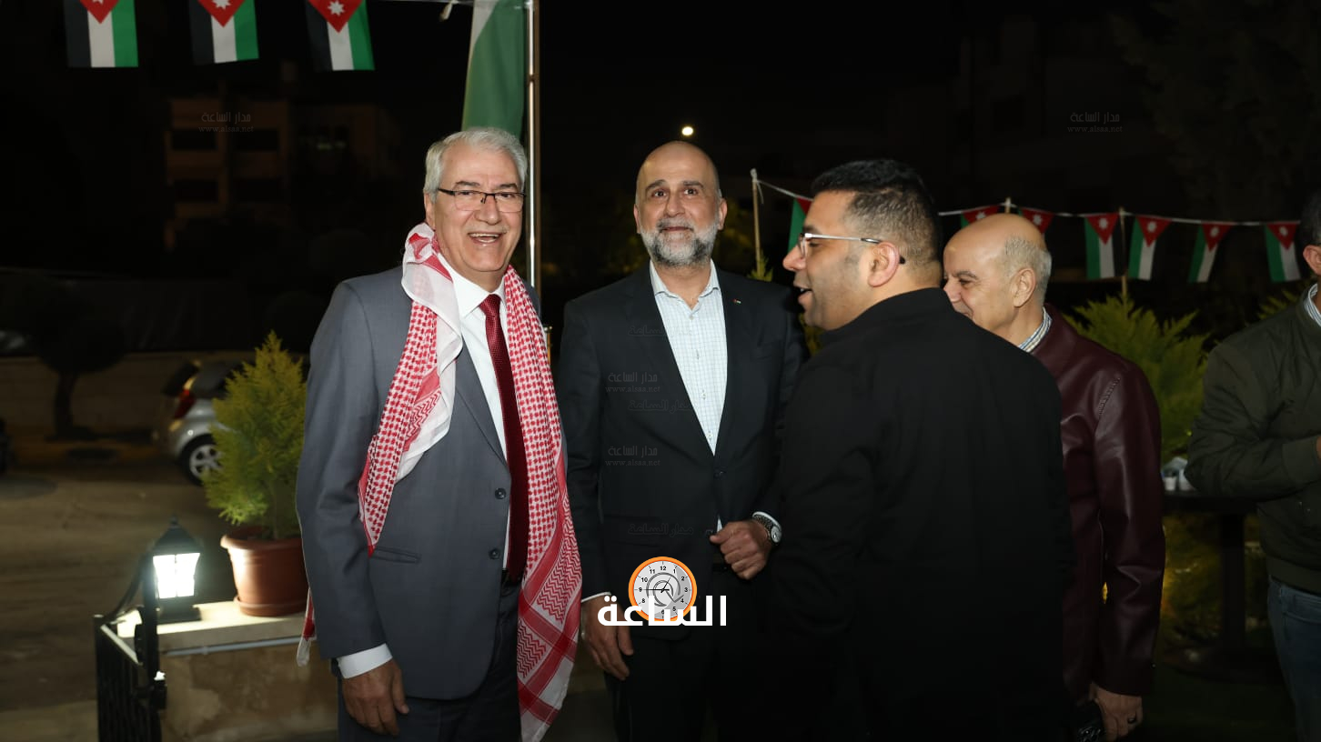 Madar Al-Saa Images 0.8789877553611032