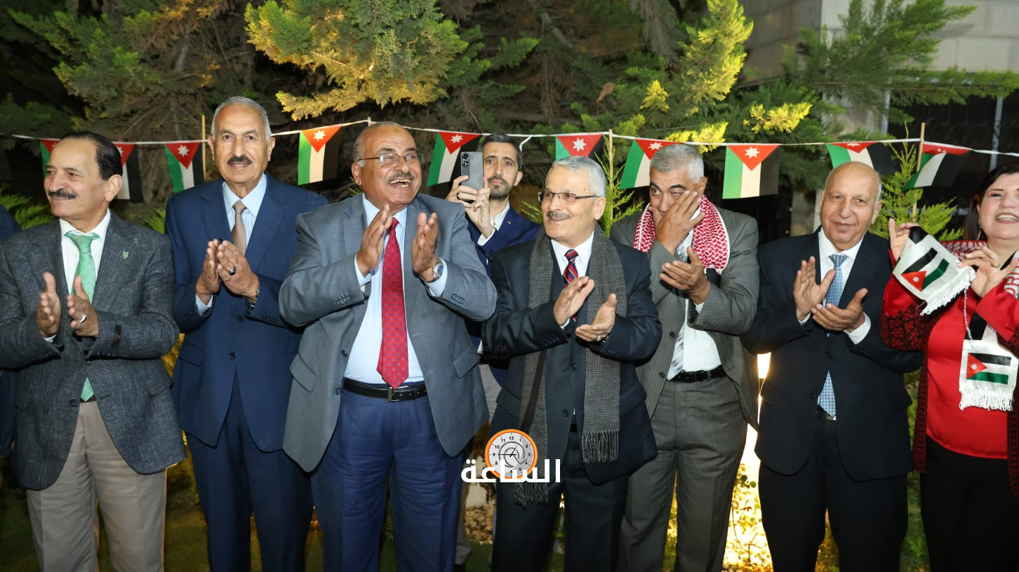 Madar Al-Saa Images 0.7164424533350947