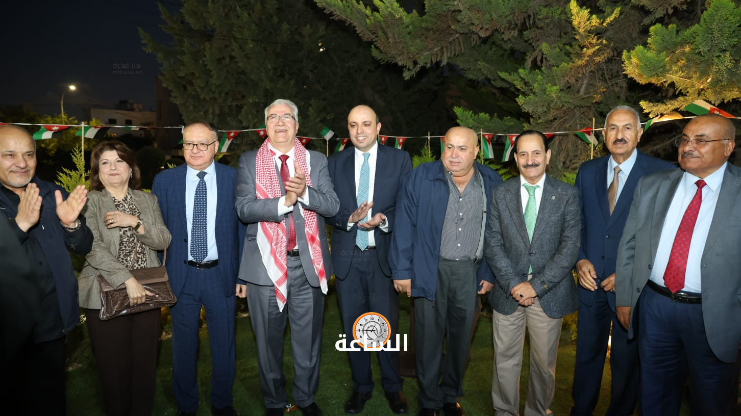 Madar Al-Saa Images 0.021289650559042306