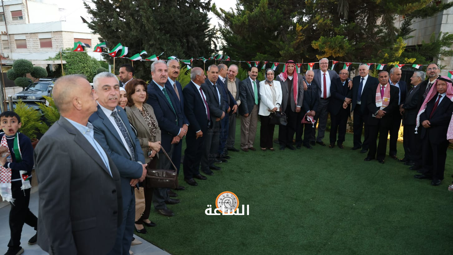 Madar Al-Saa Images 0.7194291614160212