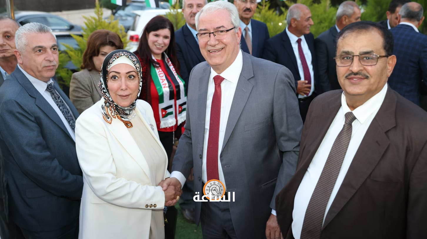 Madar Al-Saa Images 0.9776092250791887