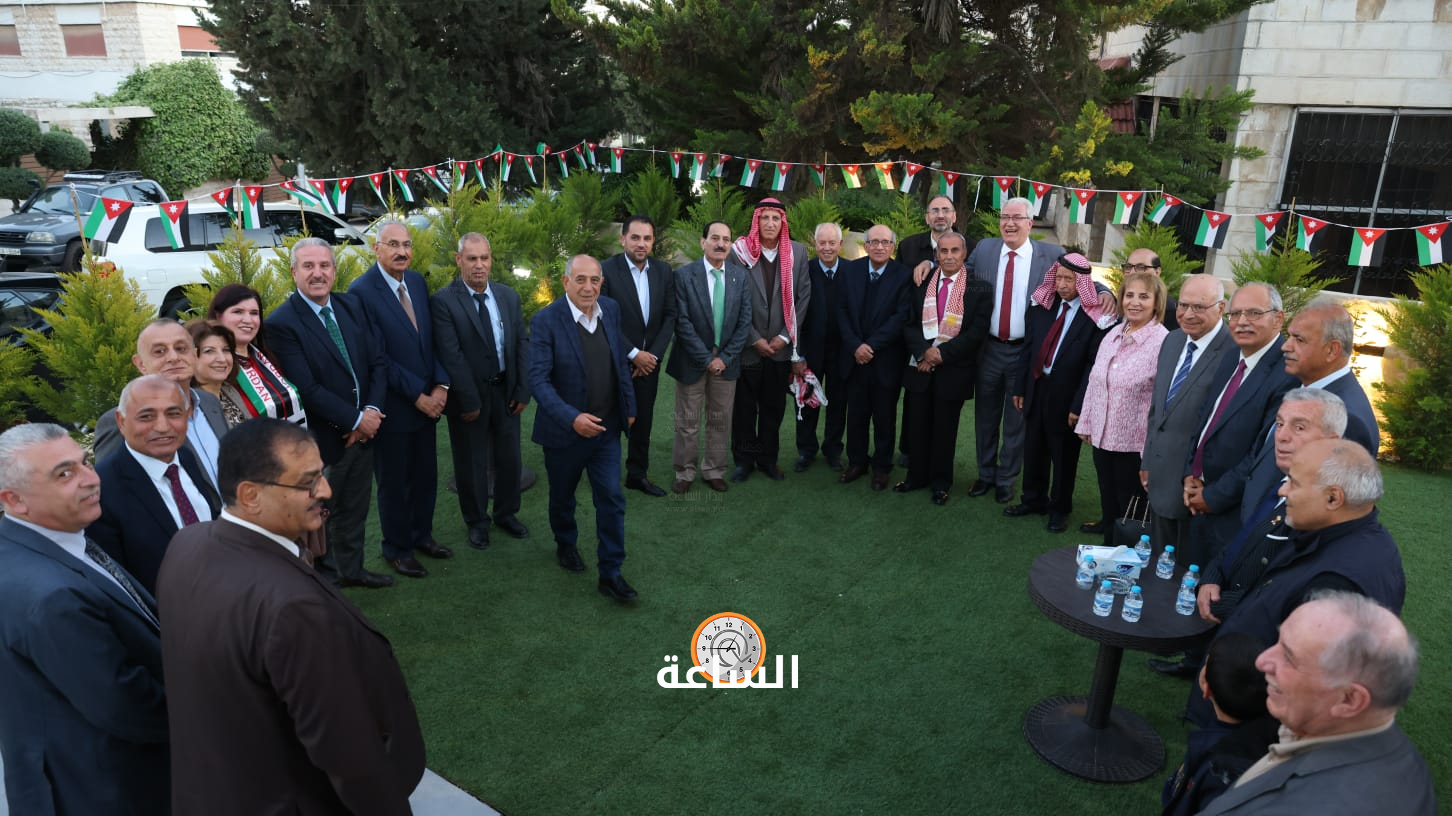 Madar Al-Saa Images 0.39318907906614764