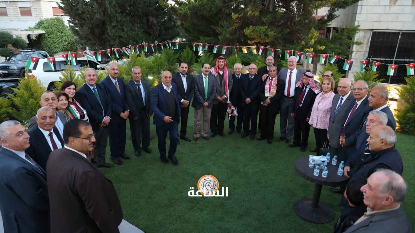 Madar Al-Saa Images 0.7143756395417755