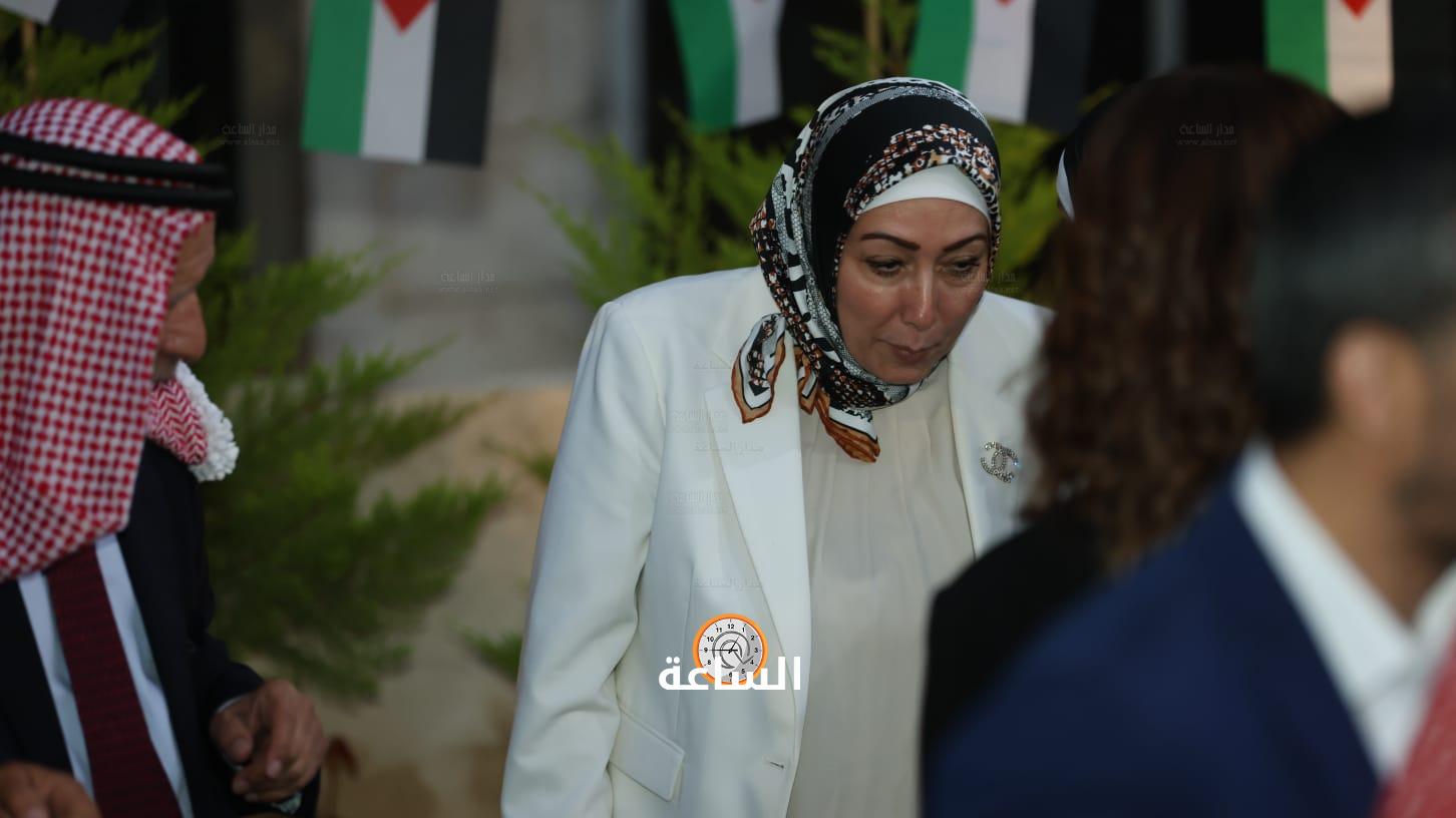 Madar Al-Saa Images 0.41303238914961915