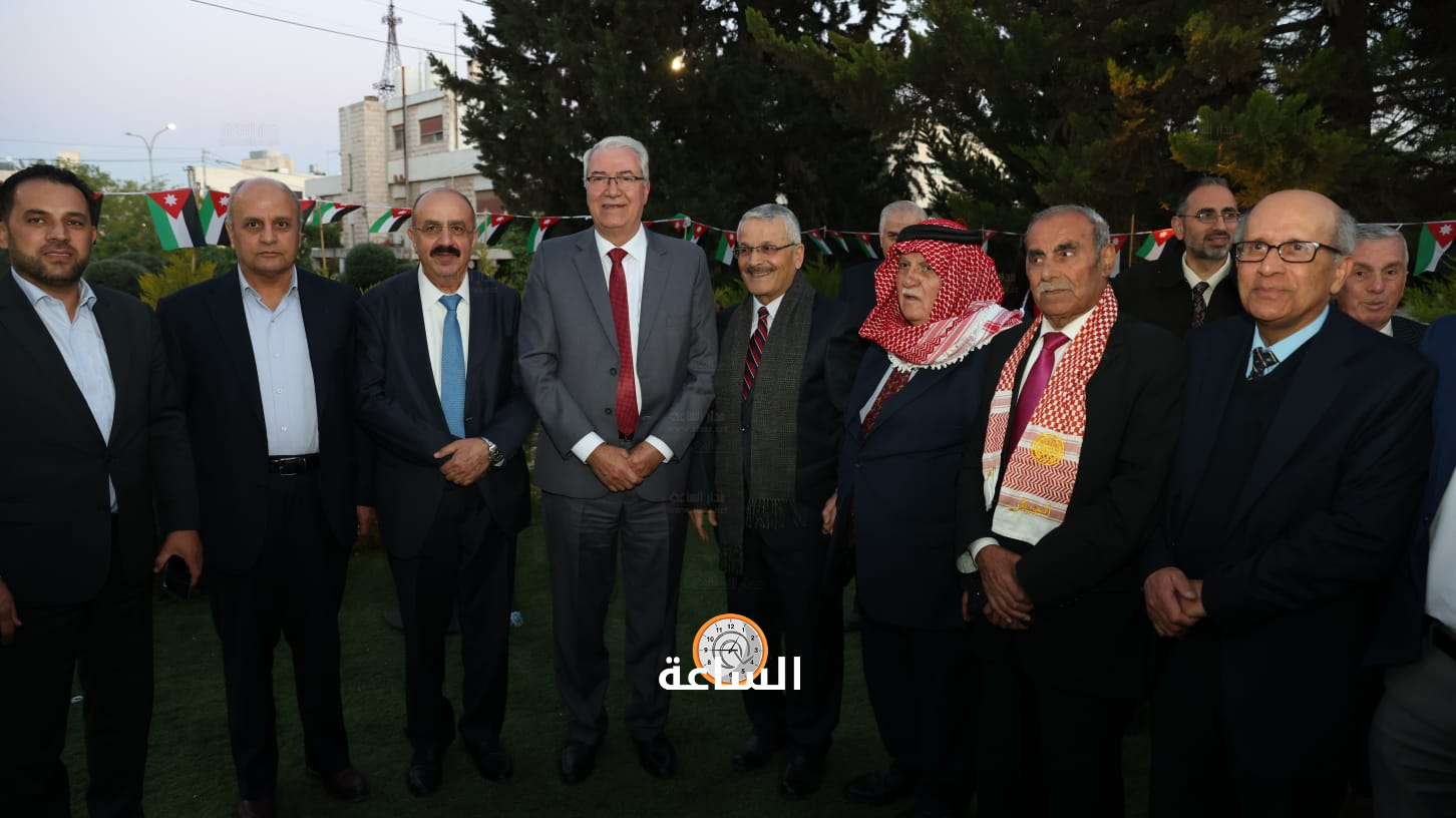 Madar Al-Saa Images 0.5384453755459672