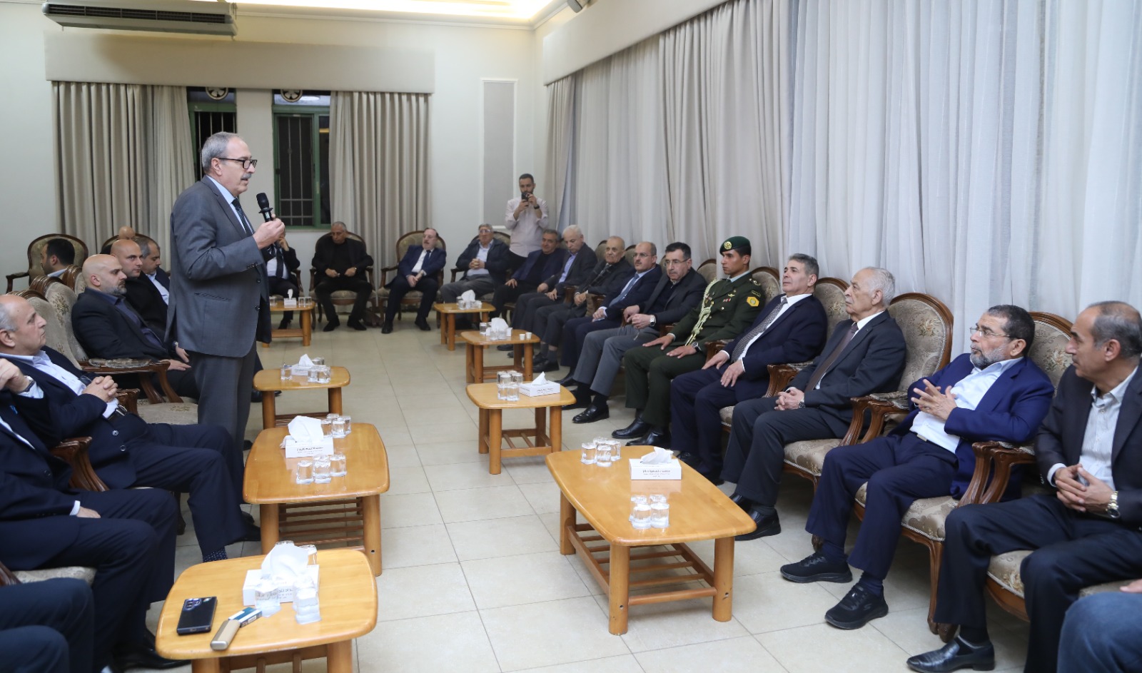 Madar Al-Saa Images 0.9013986667421844