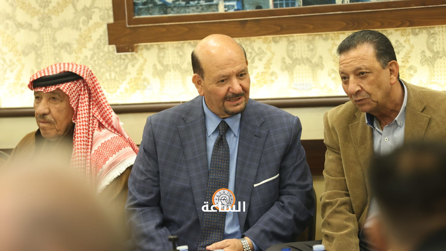 Madar Al-Saa Images 0.7720940655795016