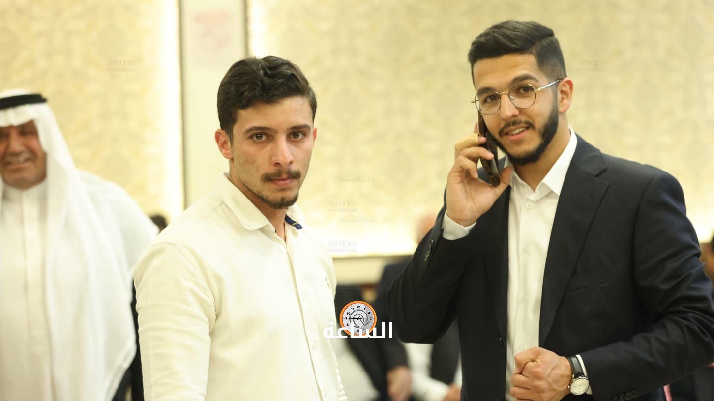 Madar Al-Saa Images 0.4359375515451478