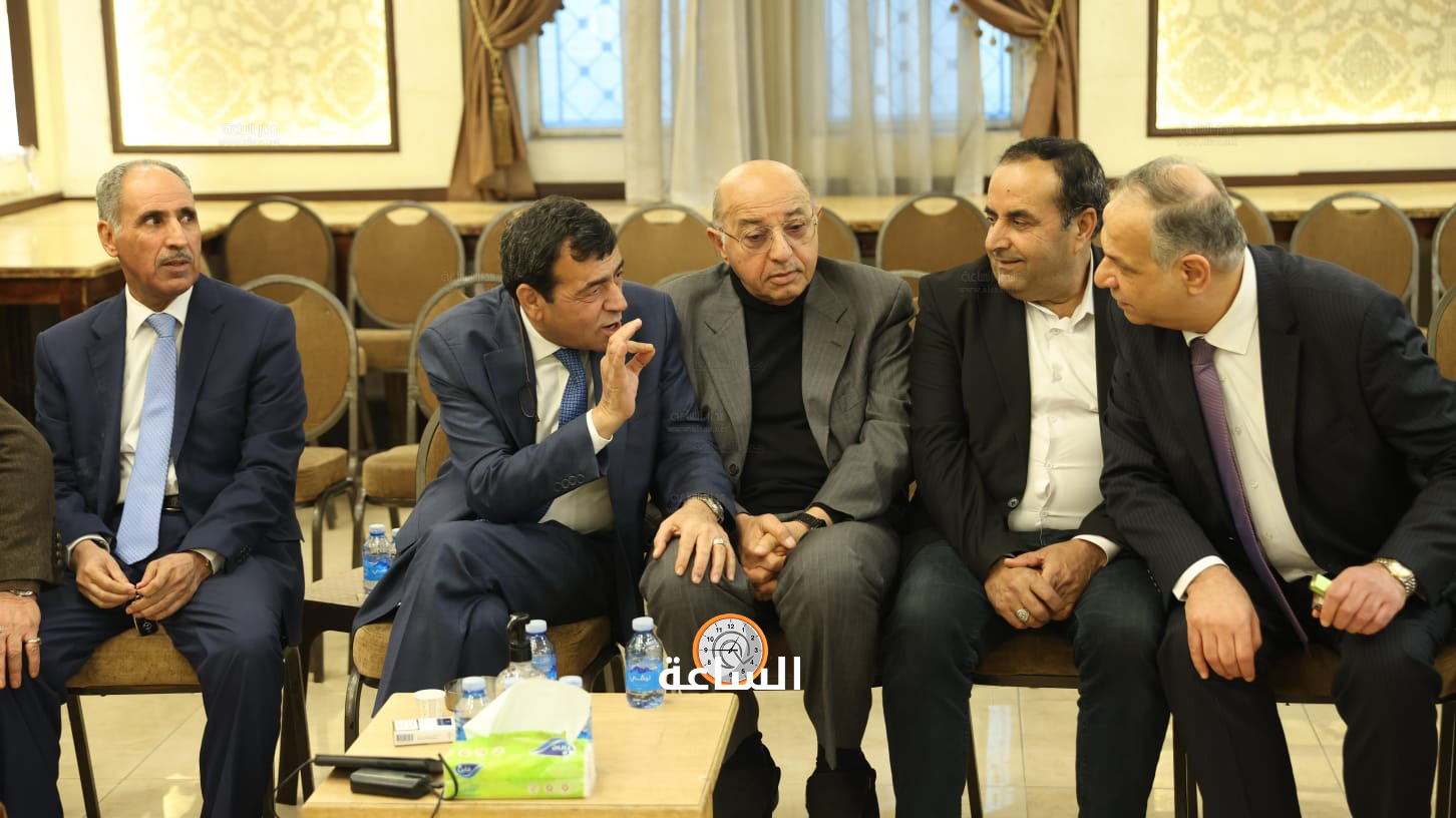 Madar Al-Saa Images 0.7171360833873128