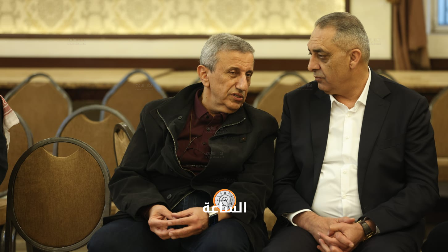 Madar Al-Saa Images 0.4862358335755622