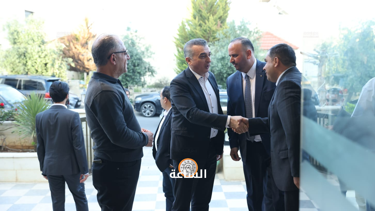 Madar Al-Saa Images 0.1656347430987295