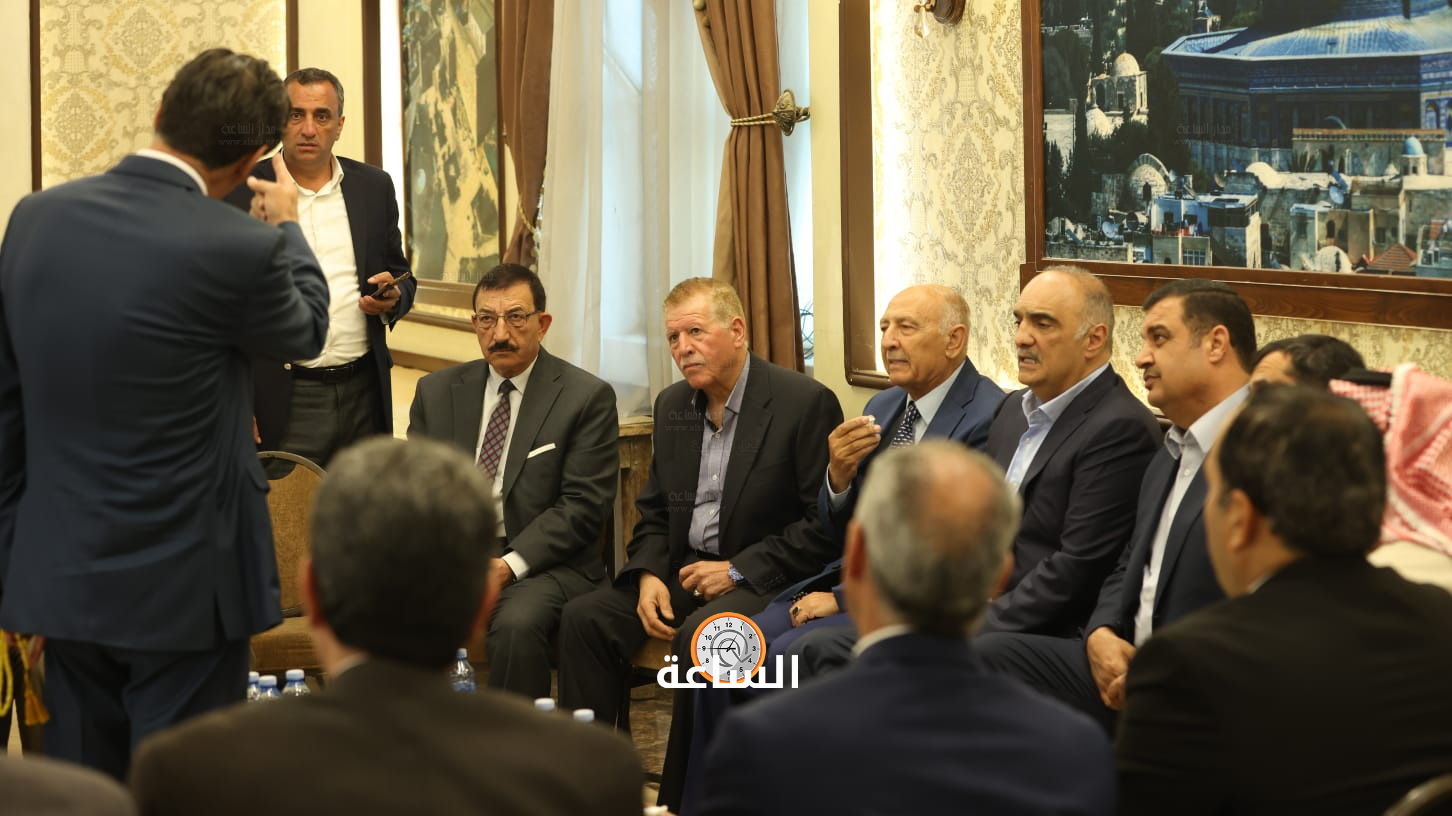 Madar Al-Saa Images 0.39372736425660393