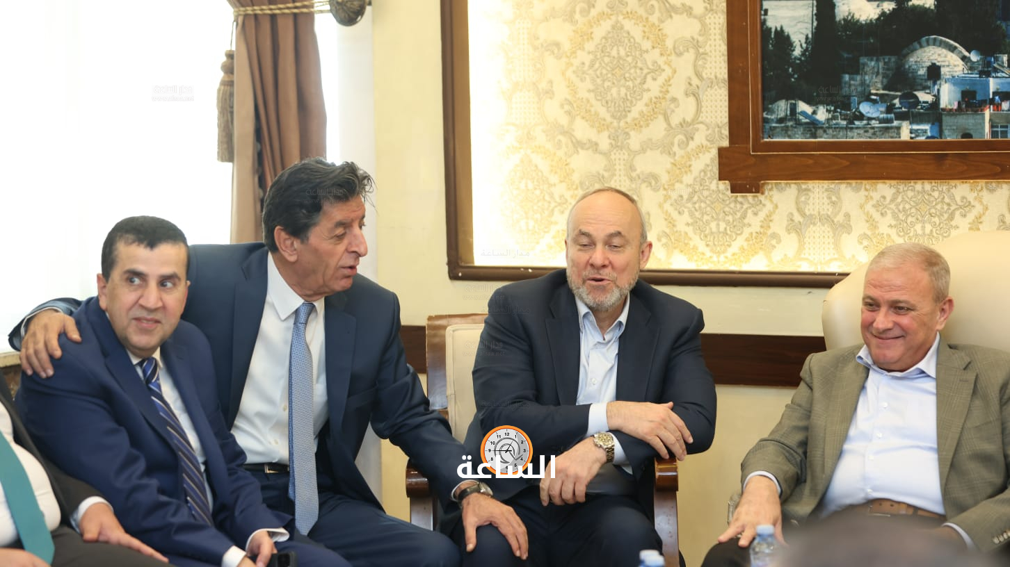 Madar Al-Saa Images 0.40966809250524716