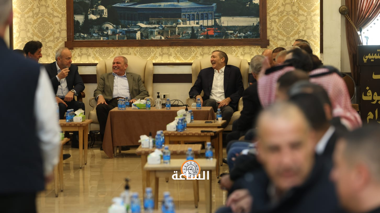 Madar Al-Saa Images 0.7498356477462358