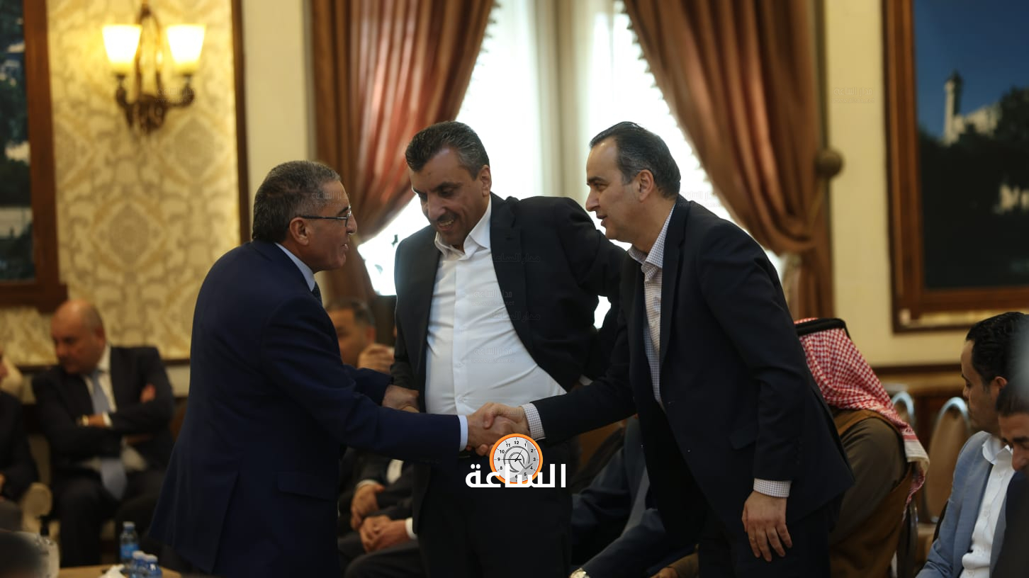 Madar Al-Saa Images 0.38470807677378915