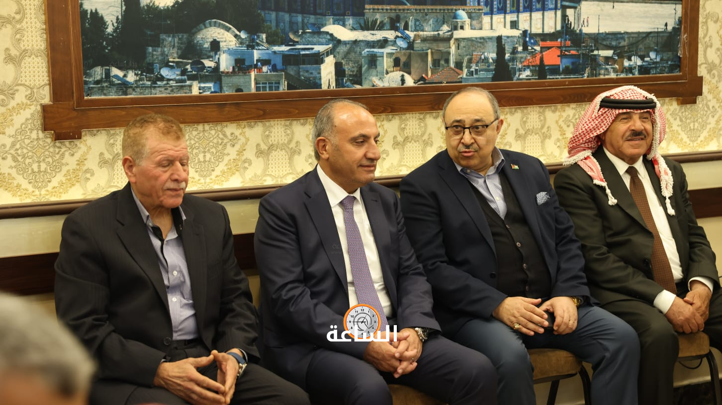 Madar Al-Saa Images 0.9377576411219778