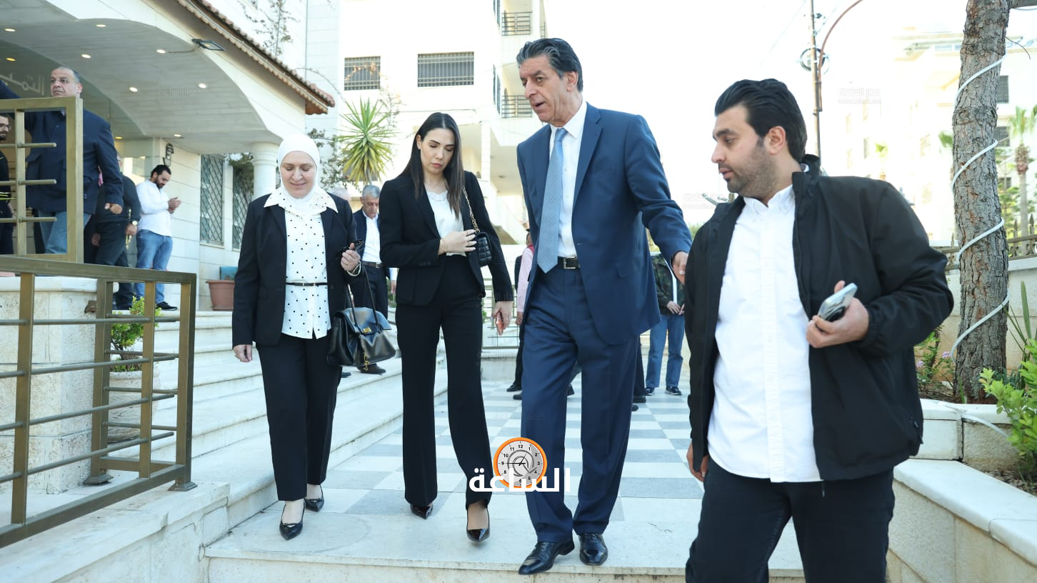 Madar Al-Saa Images 0.1864109188484836